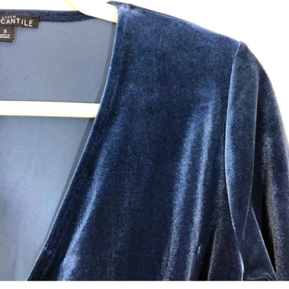 J CREW Velvet Wrap Top Sz Small - Picture 6 of 10